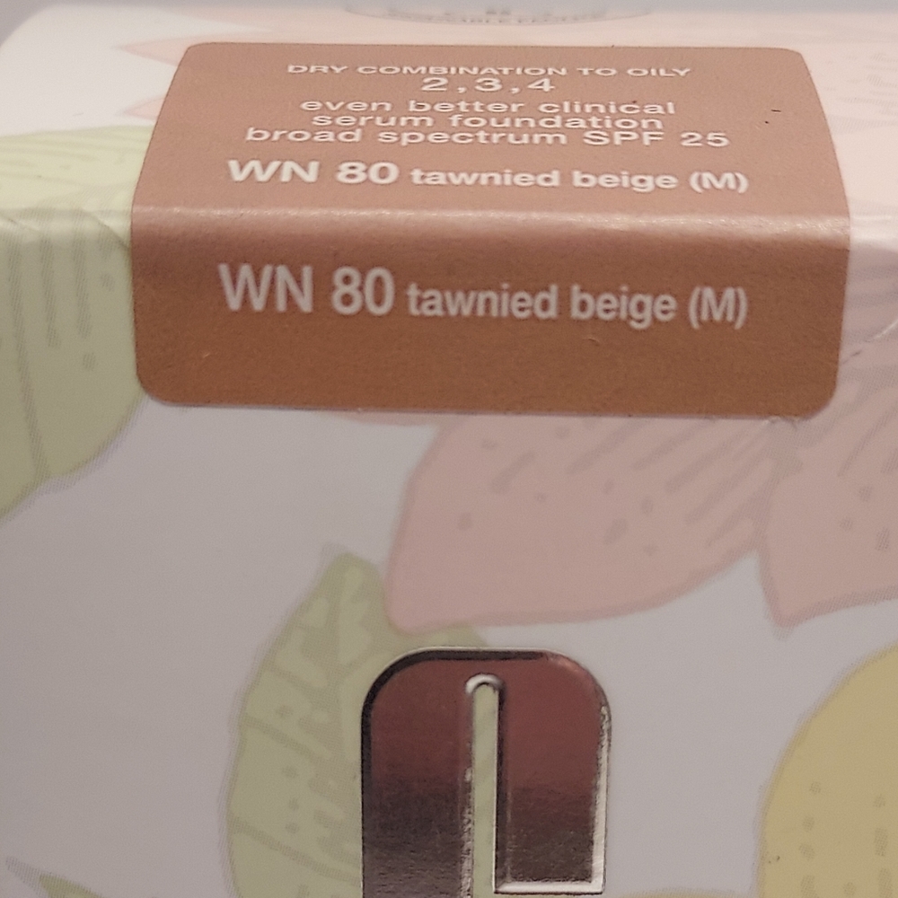CLINIQUE Even Better Clinical Serum Foundation *WN 80 TAWNIED BEIGE* / 1 oz /NIB - Picture 3 of 4